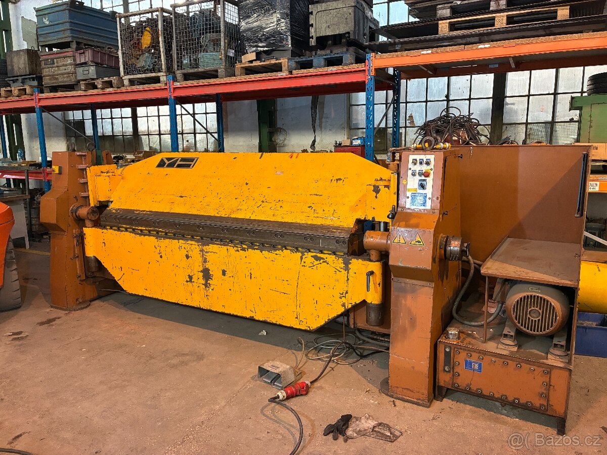 Švédská ohýbačka plechu 2500x6mm - 9