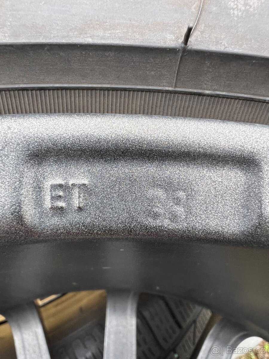 Zimní sada ALU kol 255/45 R19 - 9