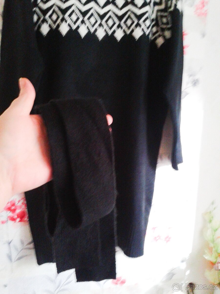 Teploučké pletené šaty s páskem 38/40 - 9