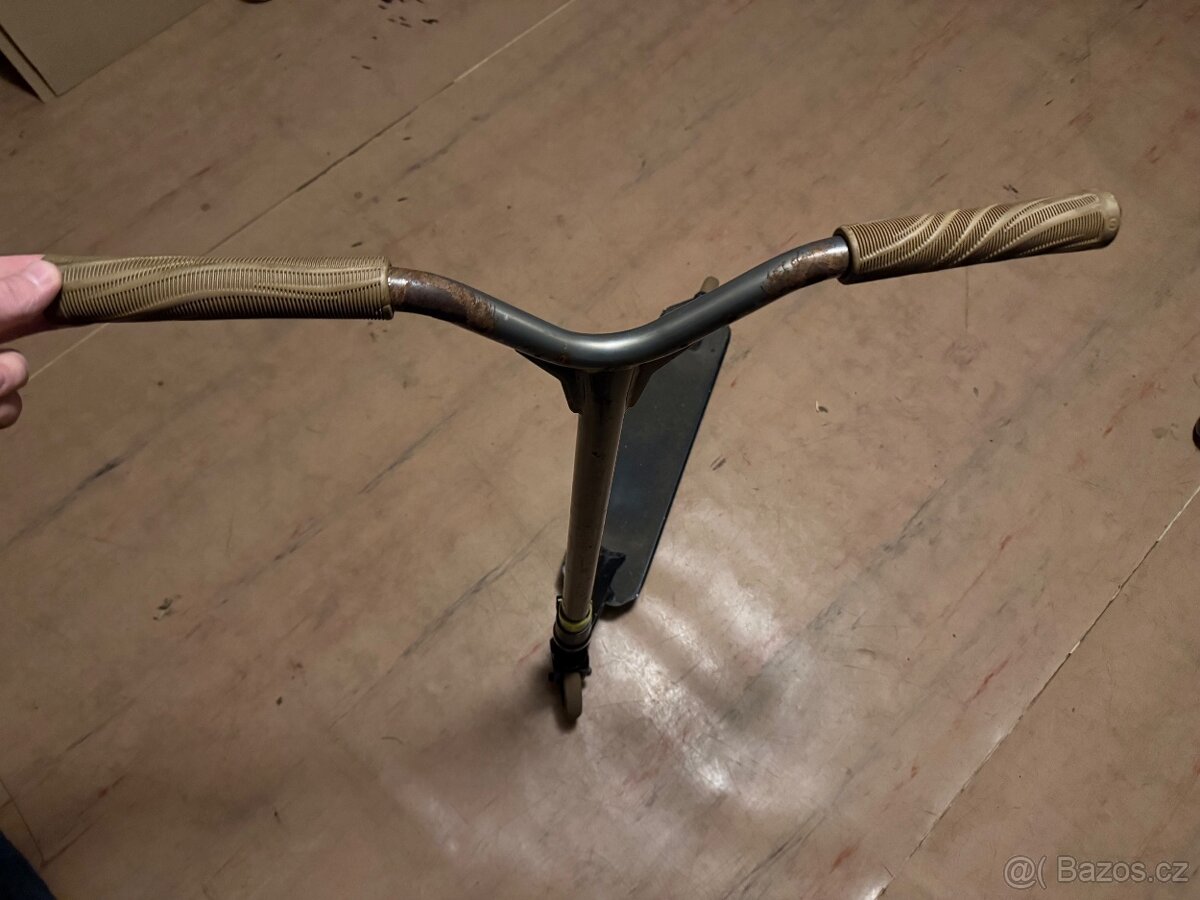 Freestylová koloběžka - 9