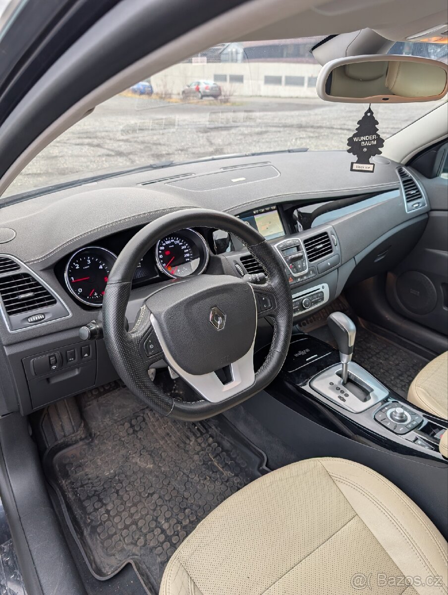 Renault Laguna 3.0 dci V6, Initiale Paris,4control, Bose - 9