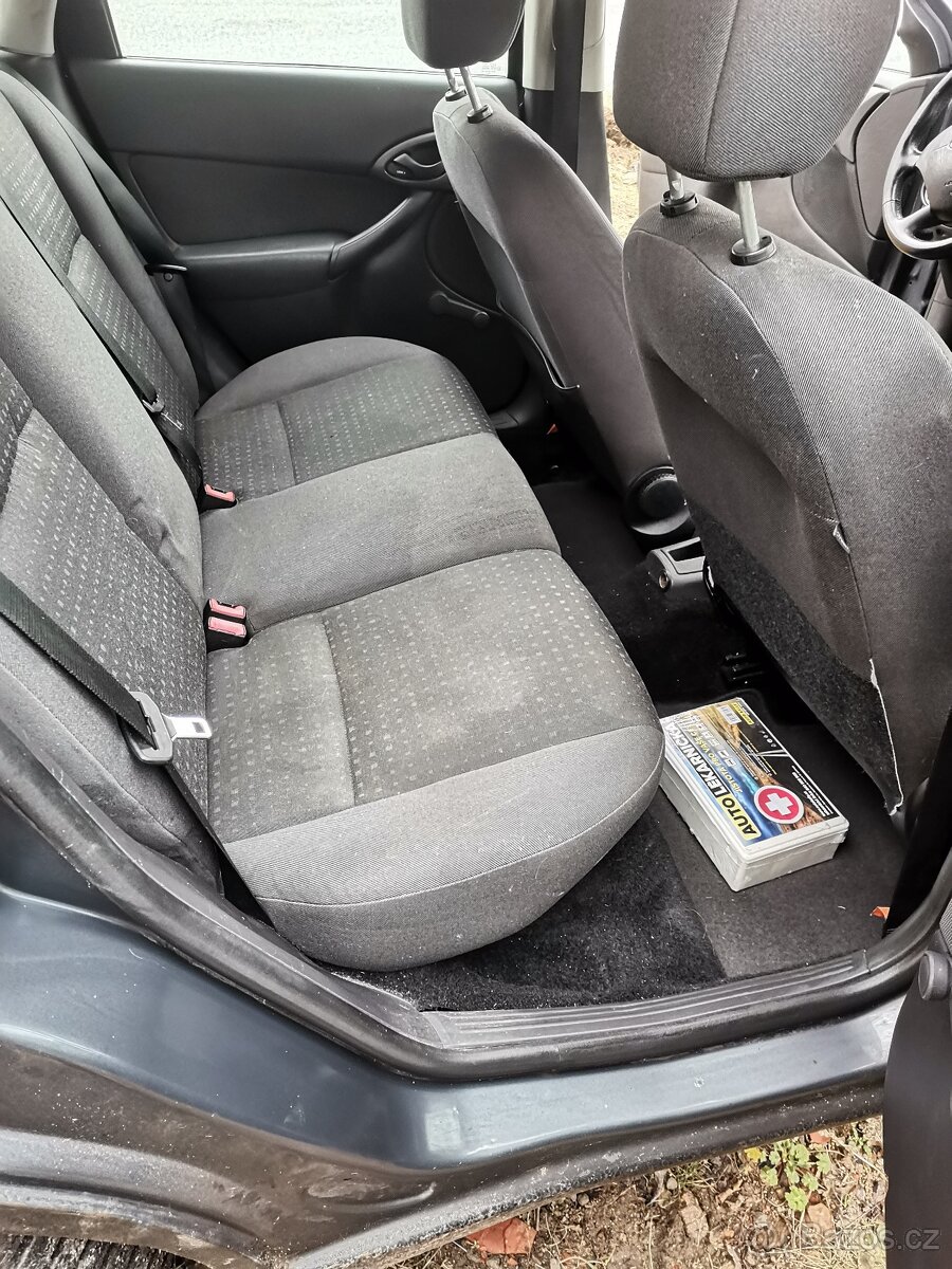 Ford fokus 1.6 16v - 9