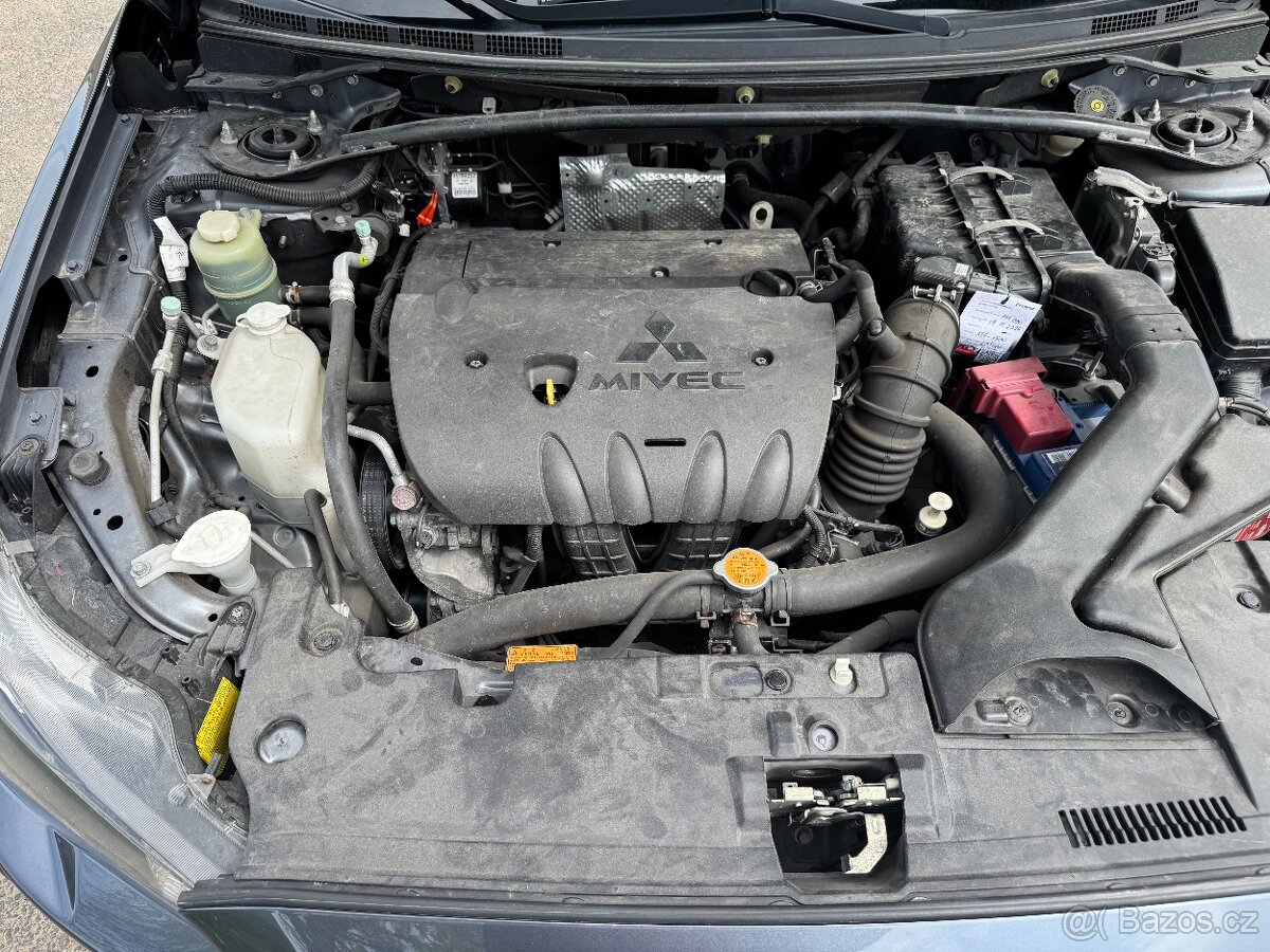 Mitsubishi Lancer 1,8 Automat rok 2009 - 9