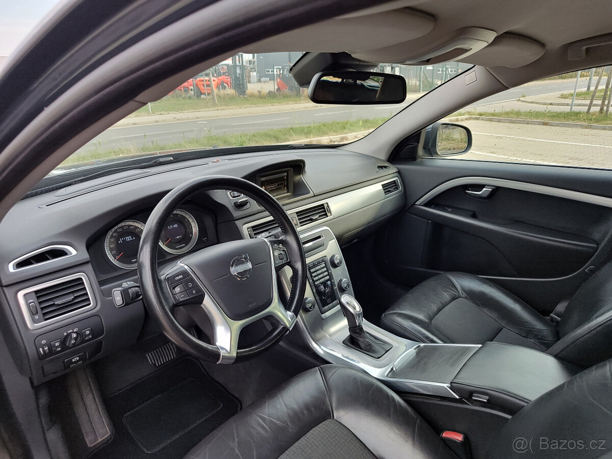 Volvo V70 Bi-Fuel 2.0T 157 kW, benzín/CNG - 9
