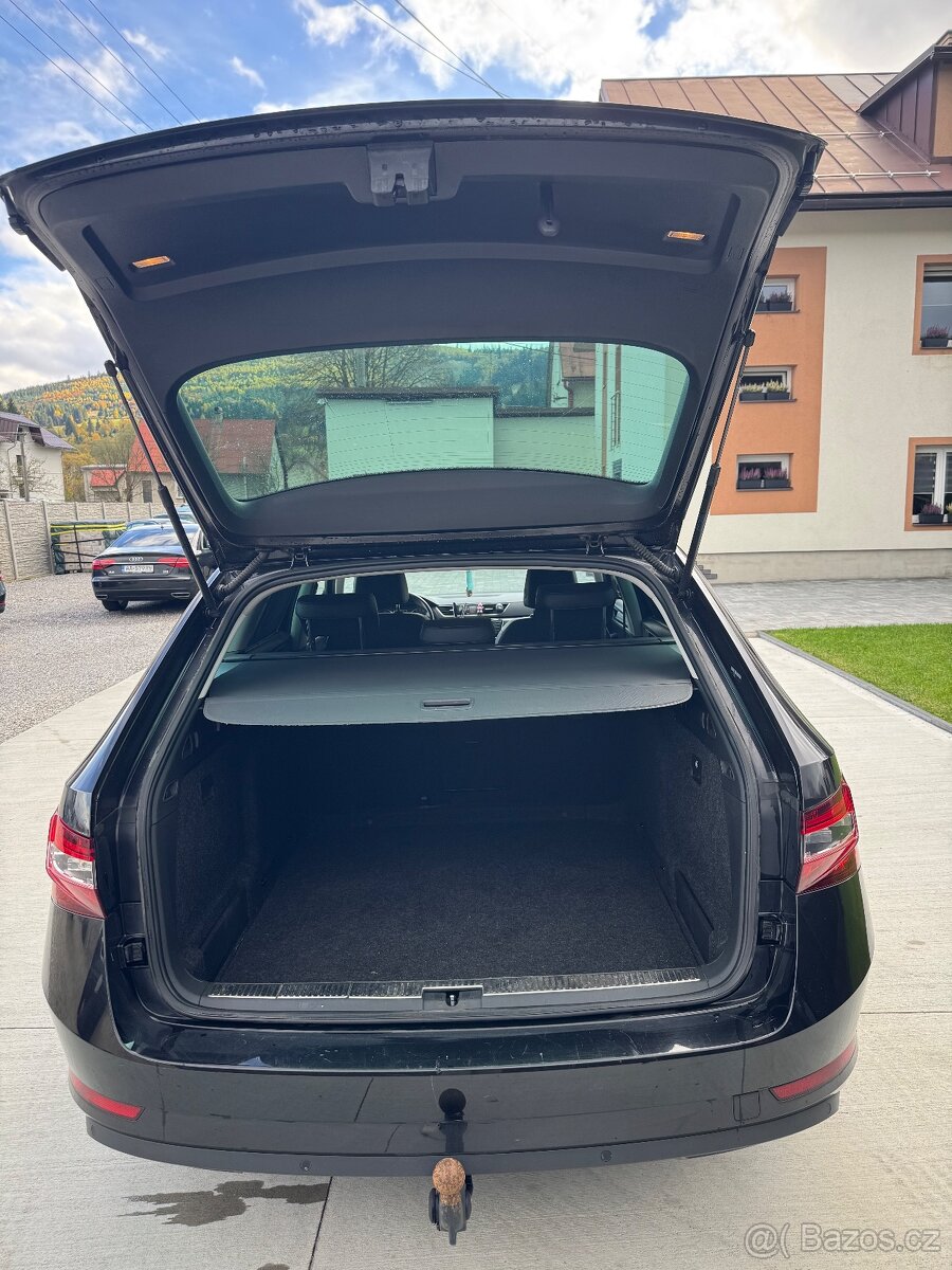 Škoda Superb Combi 2.0 TDI,DSG - 9