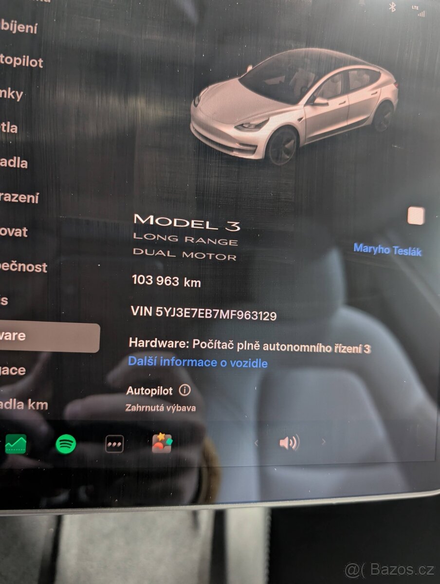 Tesla Model 3 2021 LR Bílý interiér - 9