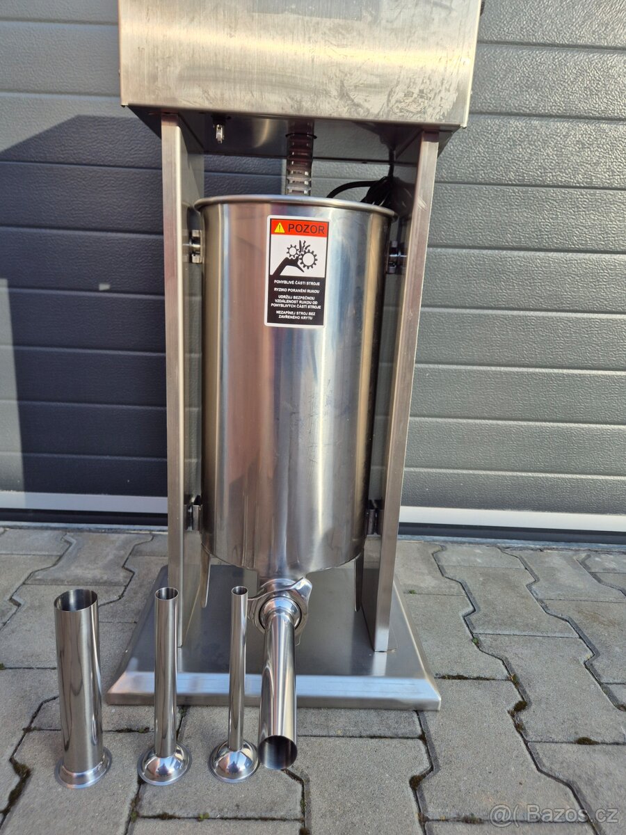 ELEKTRICKÁ PLNIČKA KLOBÁS 15 L SILNÁ PROFI - 9