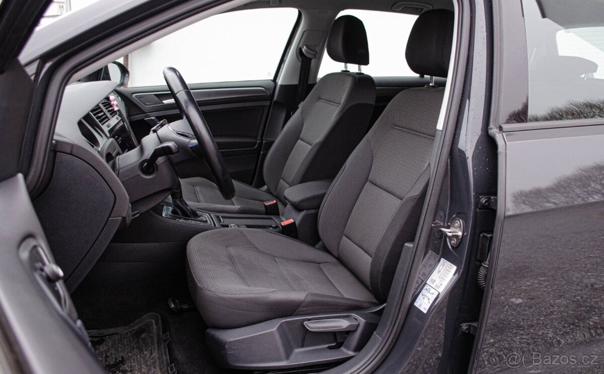 Volkswagen Golf e - 9