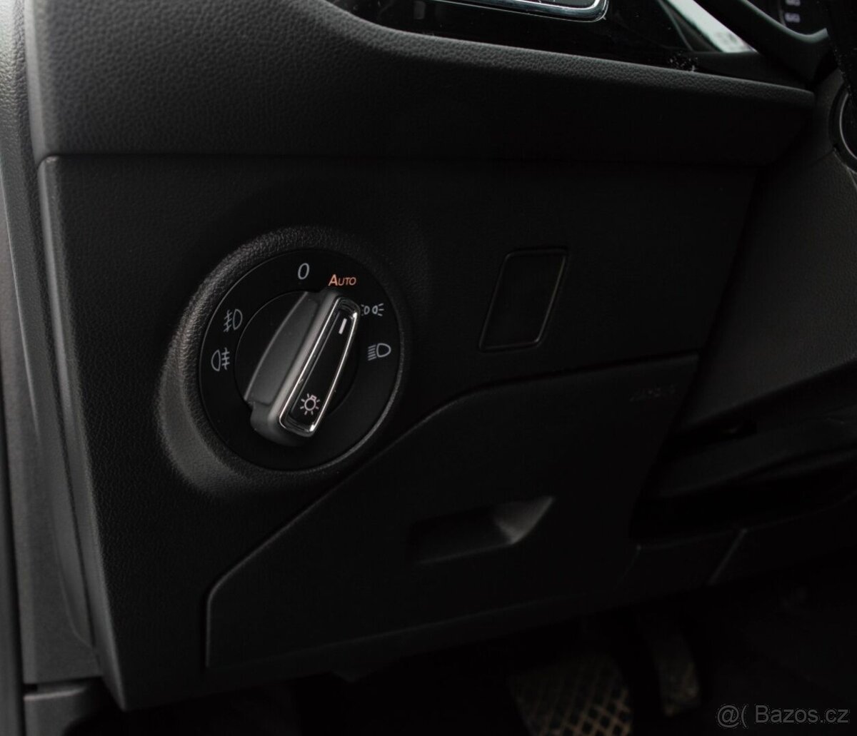 Seat Leon 1.6 TDI CR Style DSG - 9