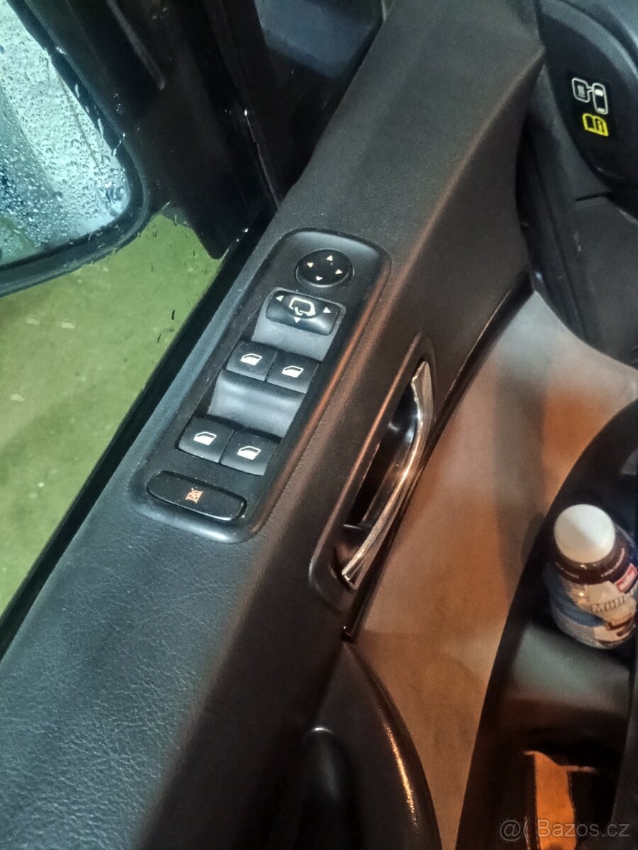 Nabízím Citroen C8 2.2 biturbo exclusive sleva - 9