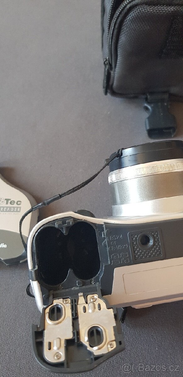 Olympus c700 +brašna +karta - 9