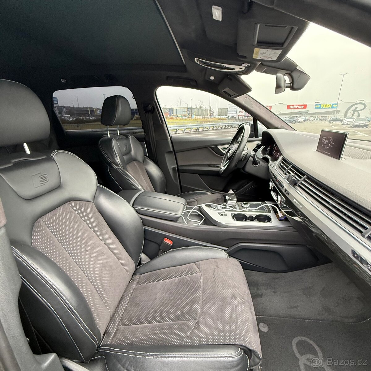 Audi Q7, 3.0TDI SLINE 200KW 7 míst Ojeté, 5/2015, 296 000 k - 9