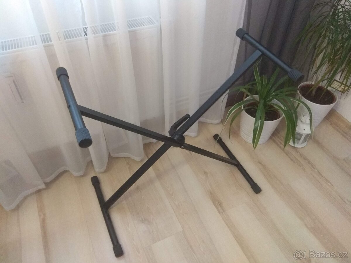 Yamaha PSR-E423 – klávesy pro začátečníky i kreativce - 9