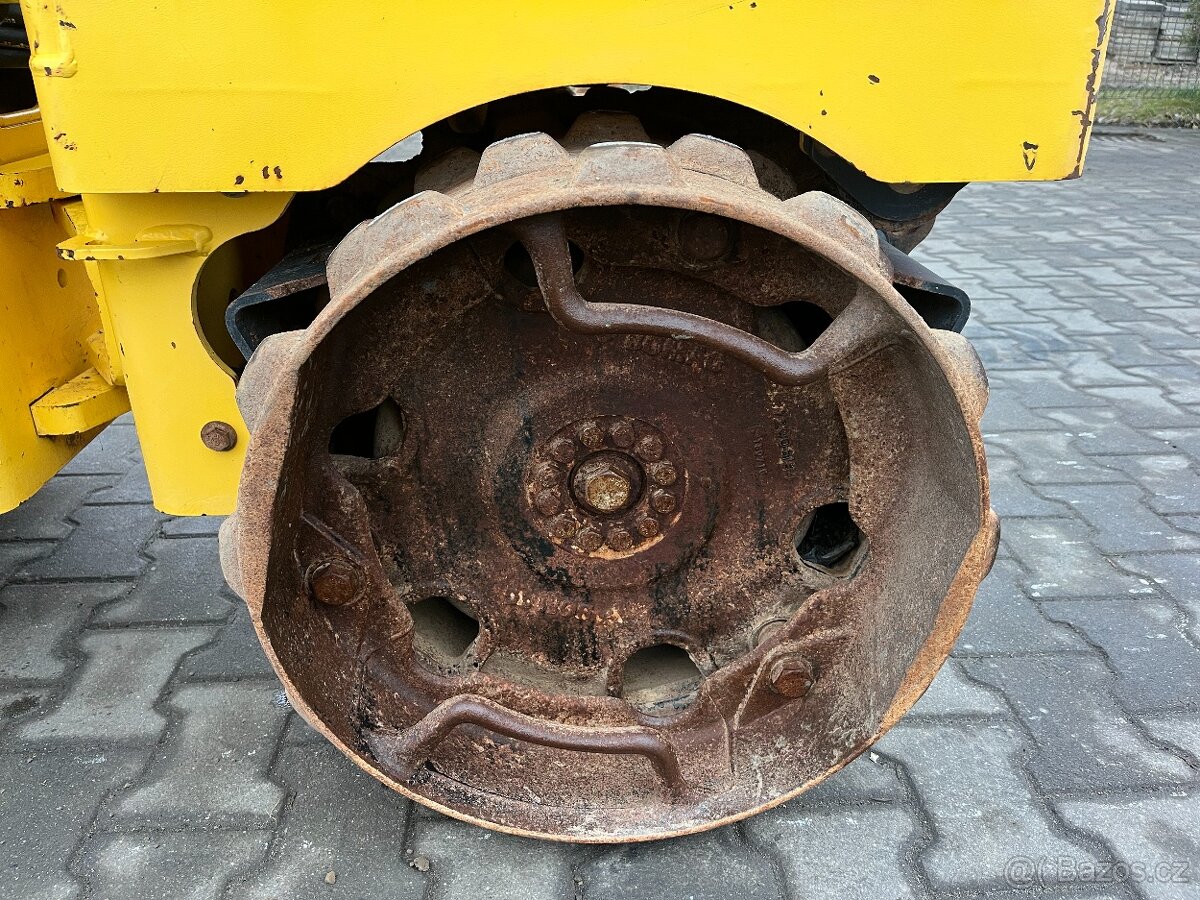 Vibrační válec jezkovy Bomag BMP 8500, 405mth, Wacker Neuson - 9