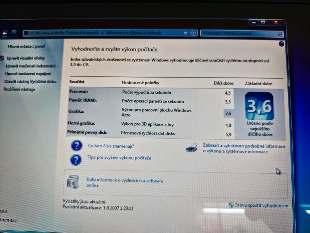 Prodám notebook HP Compaq - 9