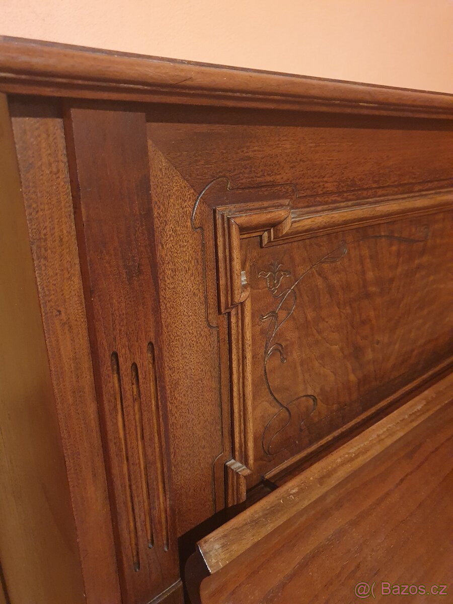 Pianino E. A. Albert - 9