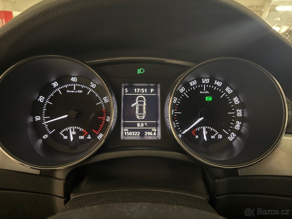 Škoda Superb 3.6 V6, 2015 - 9