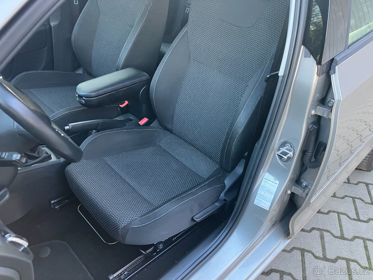Škoda Rapid 1.2 TSI 77 kW 2.MAJ. PARK.SEN. NOVÁ STK - 9