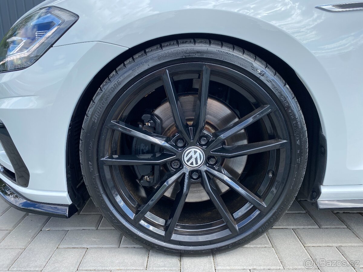 Volkswagen Golf 7,5 - 2.0TSI 228KW R-LINE - 4x4 -MANUÁL 2017 - 9