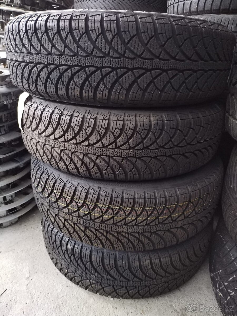 kola SMART TWINGO 4x100 R15 + 165/65/15 185/60/15 - 9