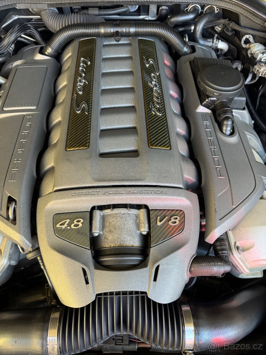 Porsche Panamera turbo S 550ps - 9
