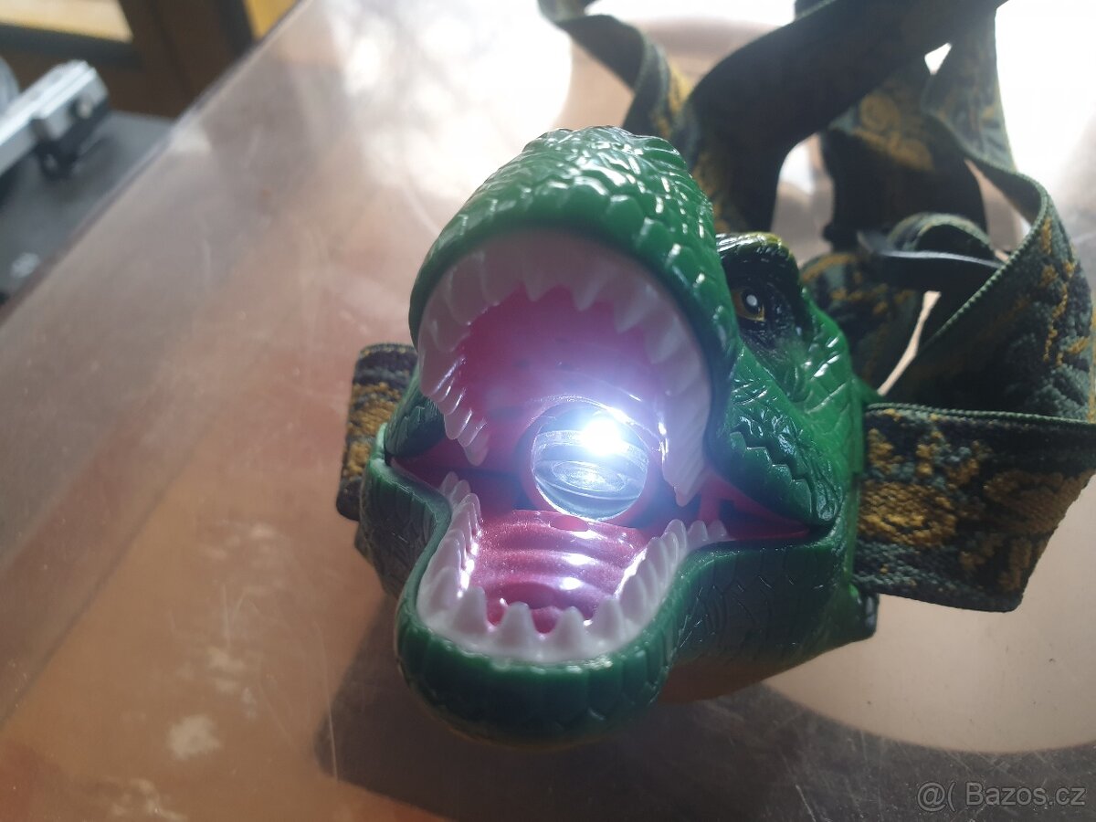 Dinosaur - svítilna, prase, autíčko dálka - 9