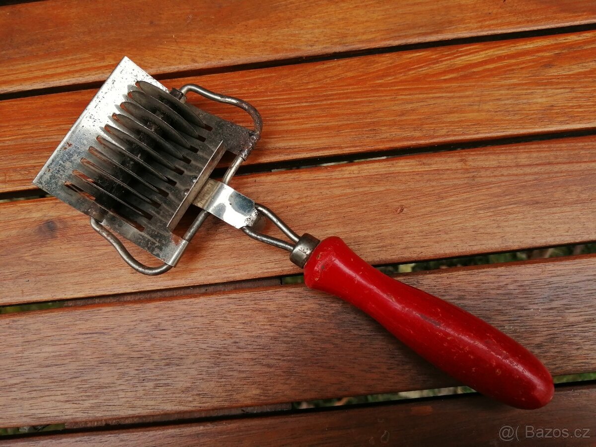 Retro kráječ širokých nudlí - 9