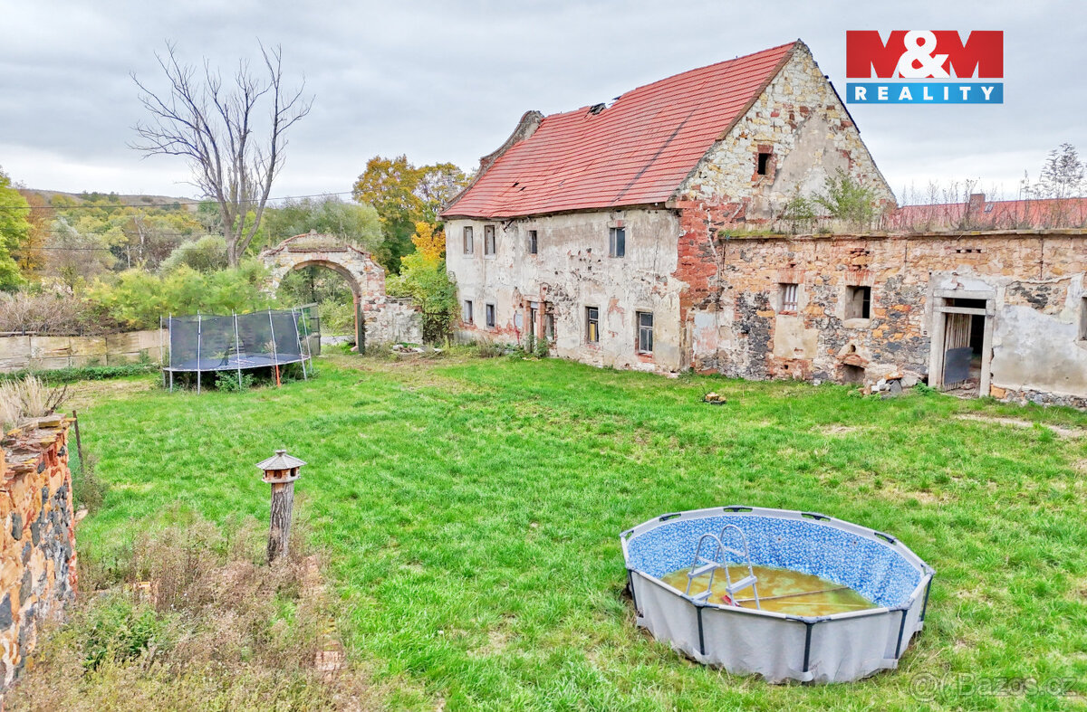 Prodej rodinného domu, 2152 m², Krásný Dvůr - 9