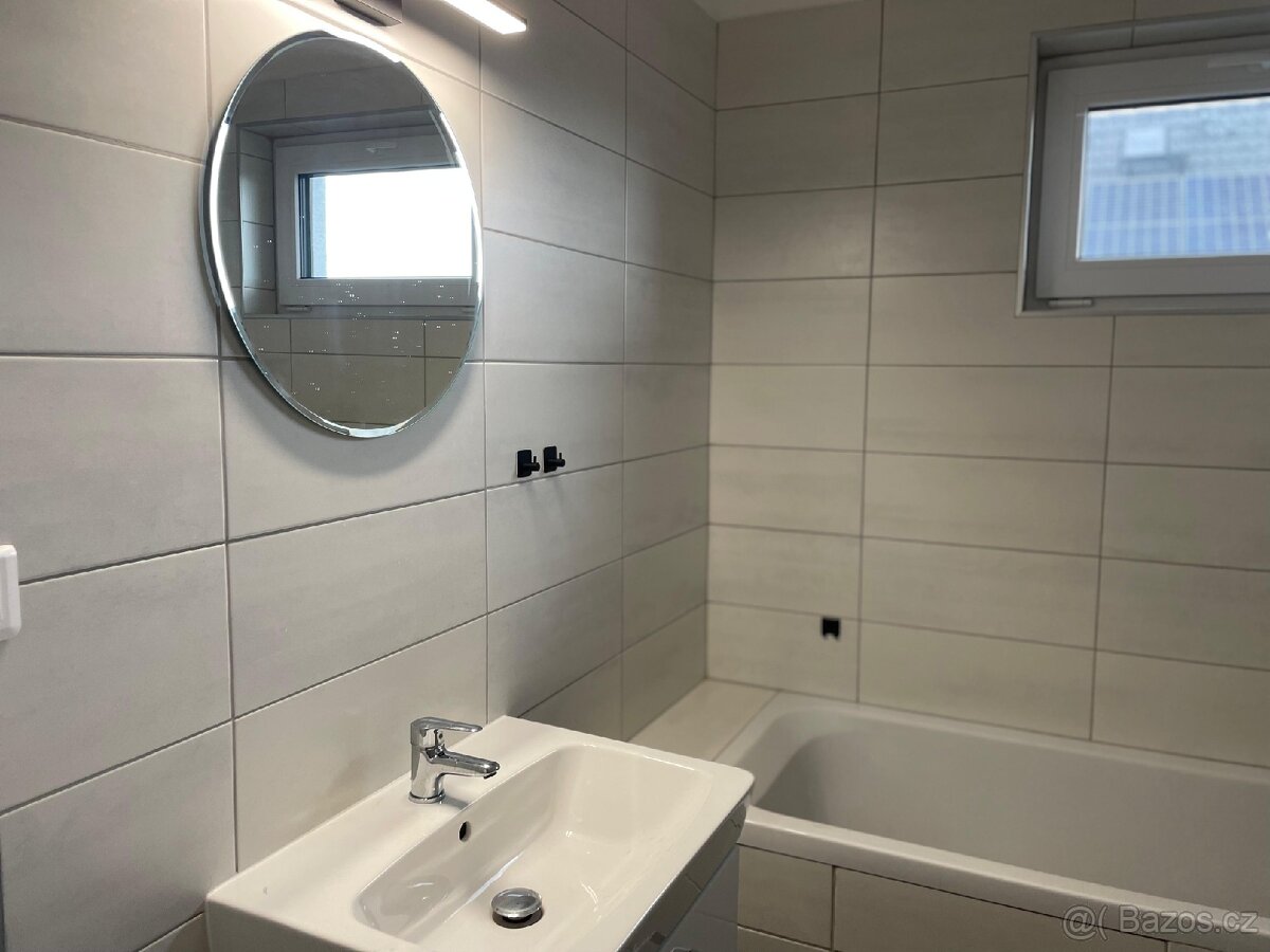 Pronájem bytu Rodov 3+kk se zahradou a parkováním - 9