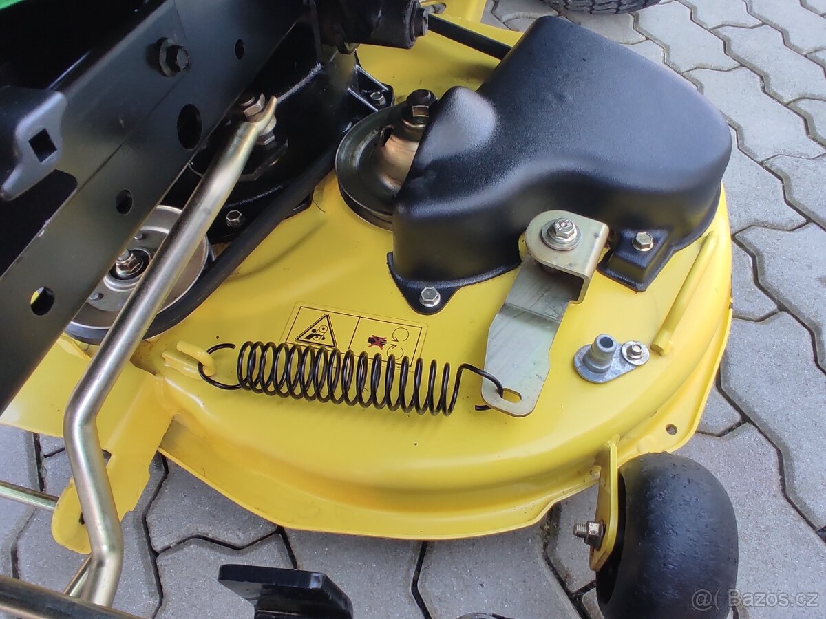 John Deere X 300 R - 9