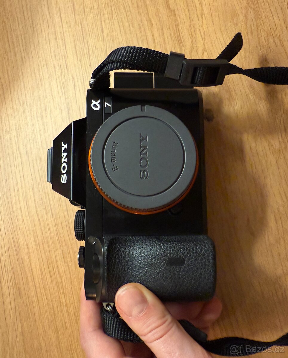 Sony Alpha A7 (ILCE-7) – perfektní stav, pouze 6792 snímků - 9