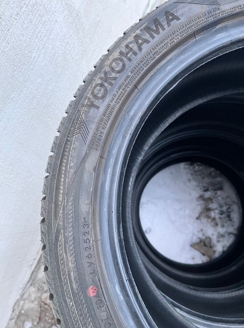 215/50 R17 95V Yokohama - DOT 2023 - 9