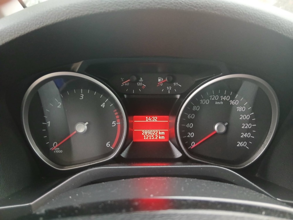 Ford Galaxy 2.0TDCi MANUÁL 7 MÍST - 9