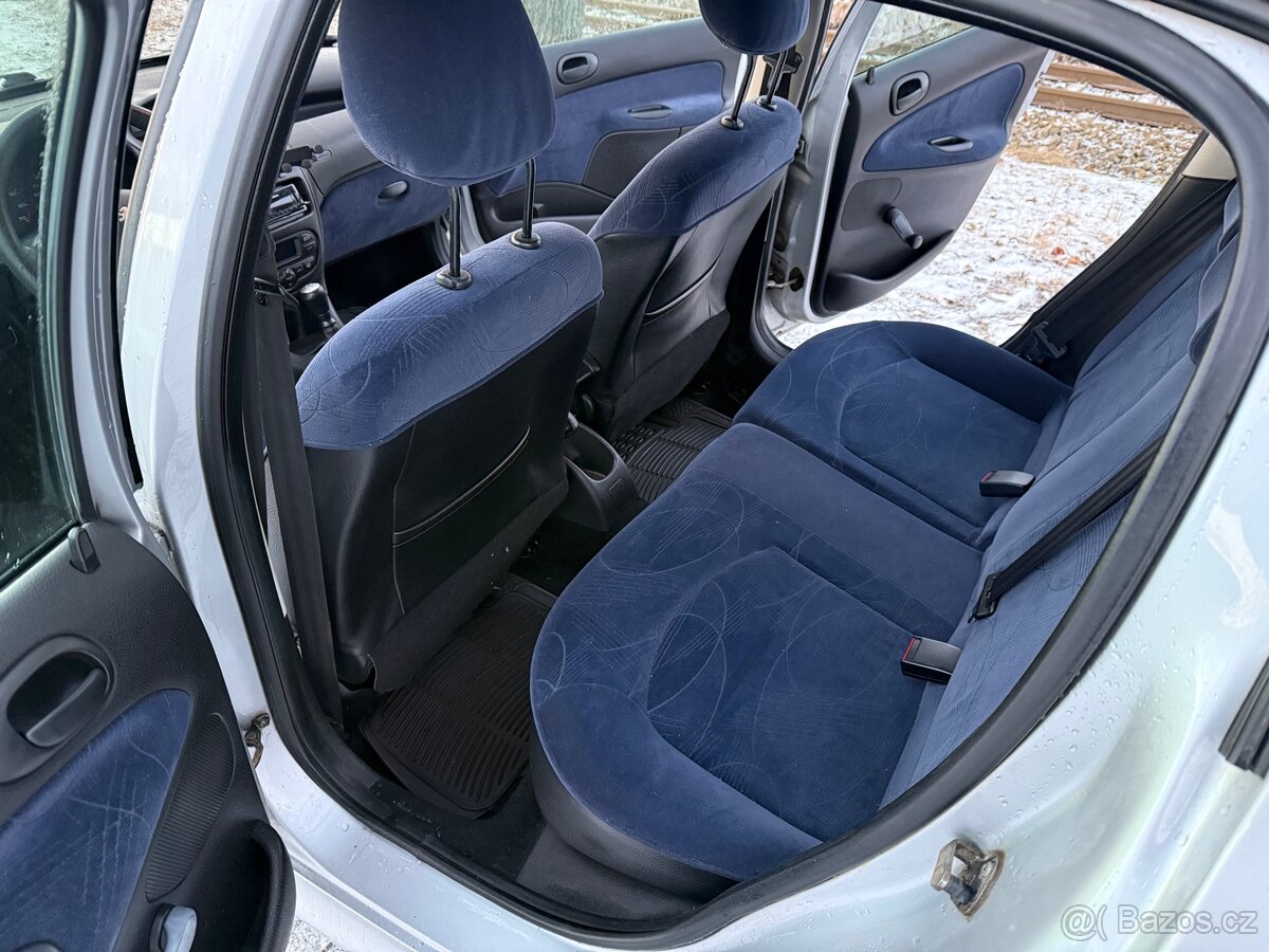 Peugeot 206 1.1, 2001 - 9