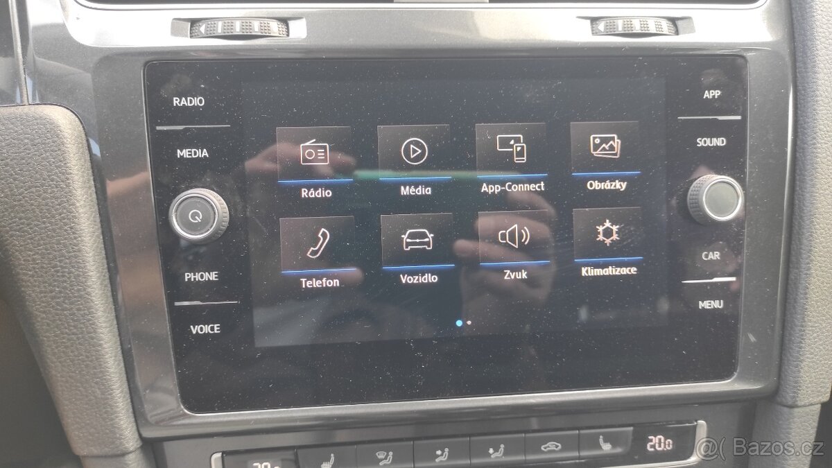 VW Golf 7 Variant, 1,6 TDi, verze 7,5.Carplay. - 9