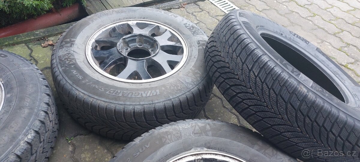 SsangYong Rexton I - alu+celoroční 235 / 70 R16, 106T, M+S - 9