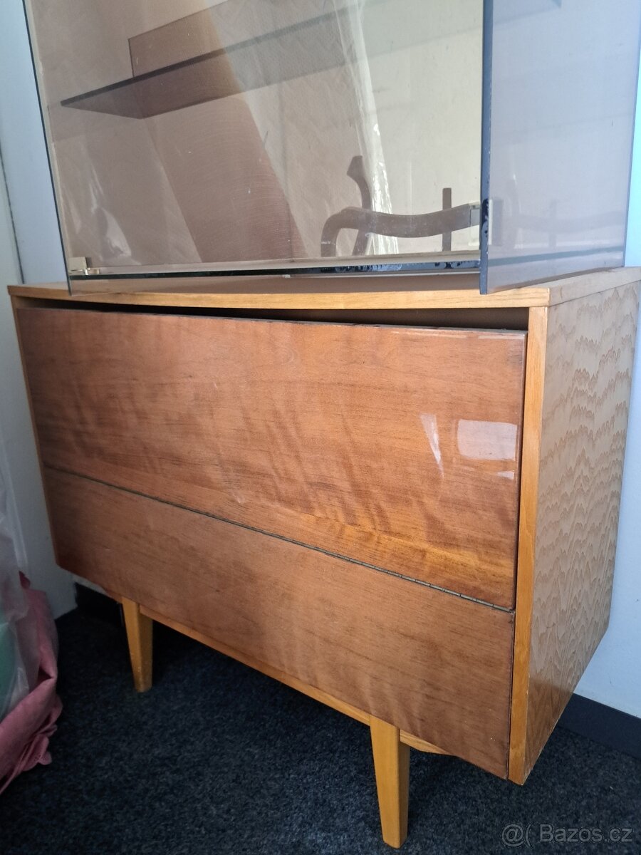 Starý nábytek - zdarma za odvoz / prodej - 9