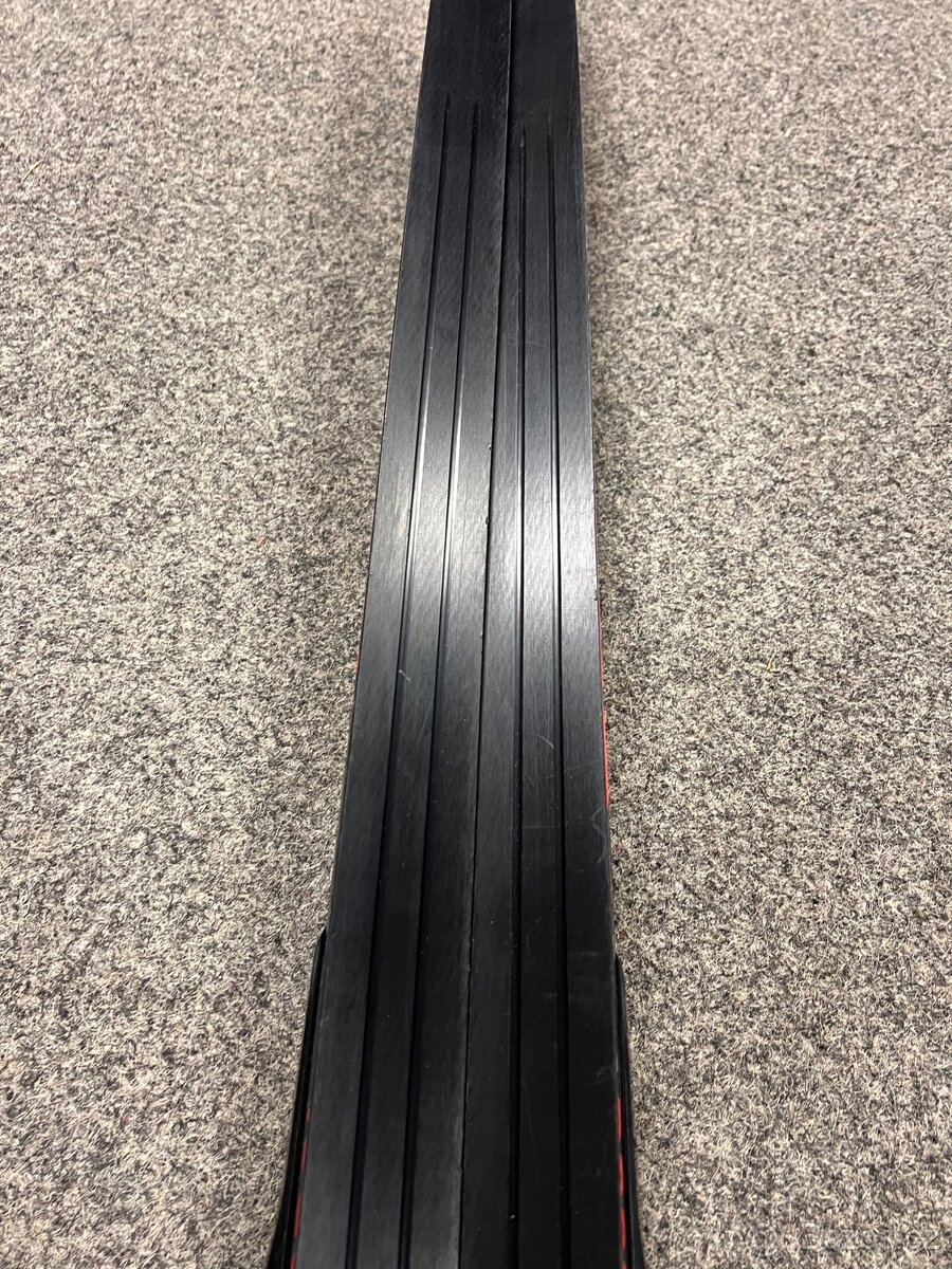 Juniorské běžky Rossignol X-IUM WCS S2 - 143cm - 9