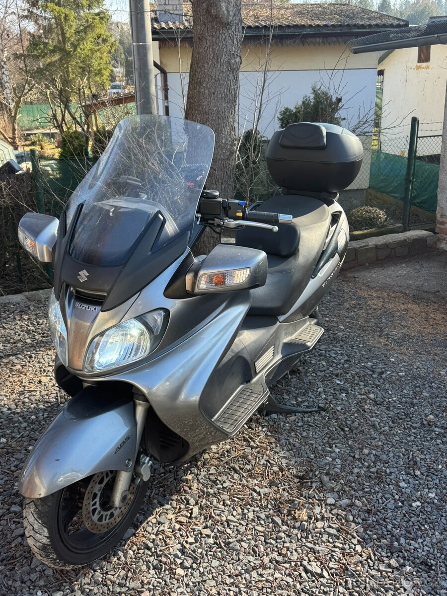 Suzuki burgman 650 ex - 9