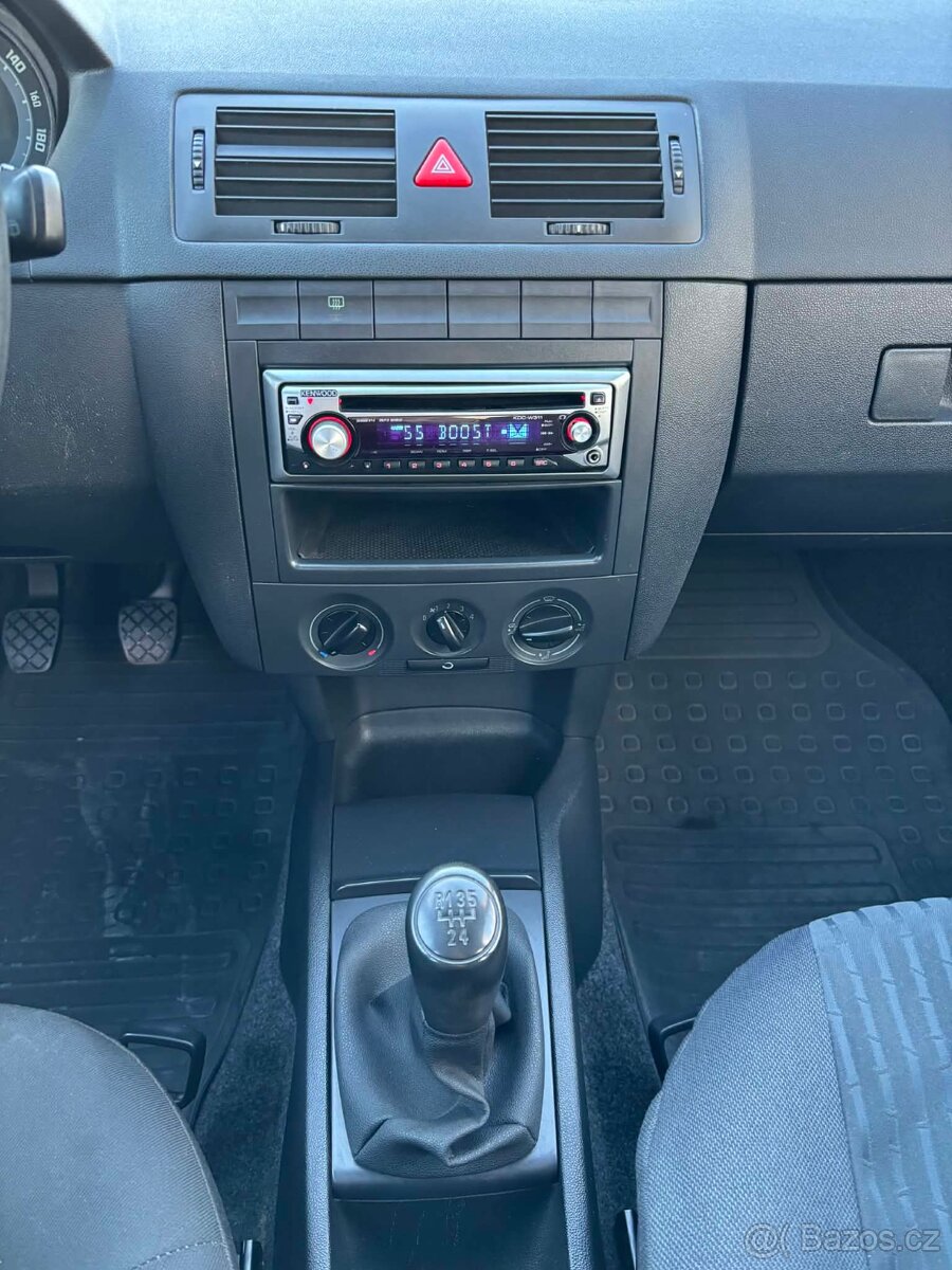 Škoda Fabia 1.2 HTP Classic - 9