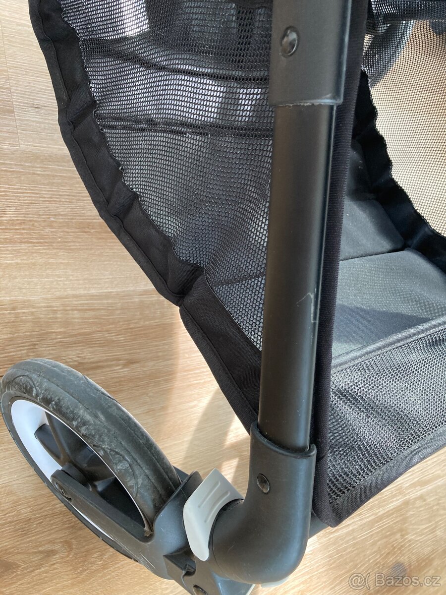Kočárek Bugaboo 2 + příslušenství - 9