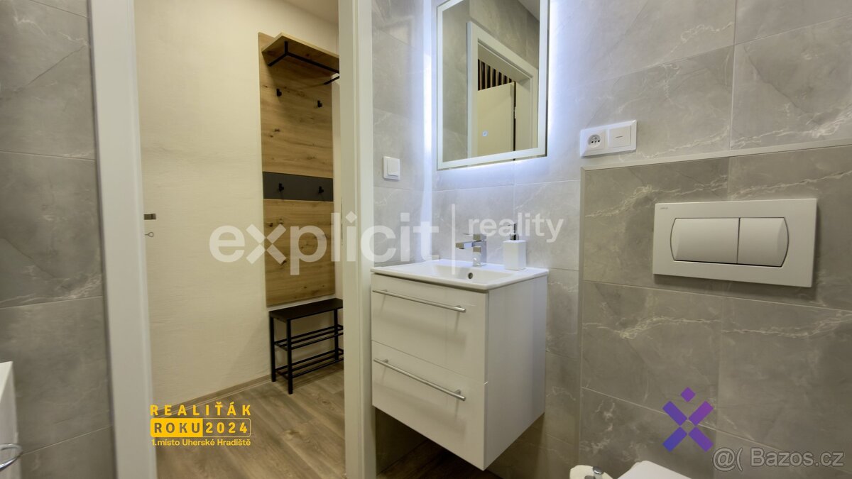 Pronájem bytu 1+kk 35 m², Zlín, okres Zlín, ev.č. 02533 - 9