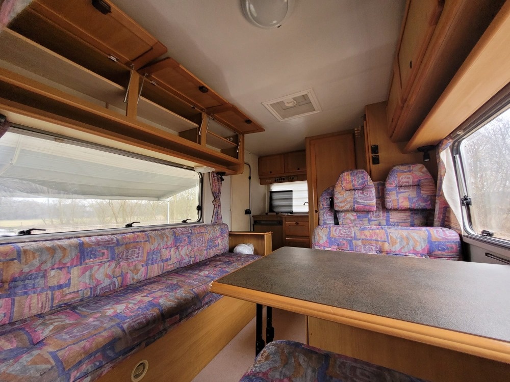 Pronájem obytného vozu Ford Transit Meridien - 9