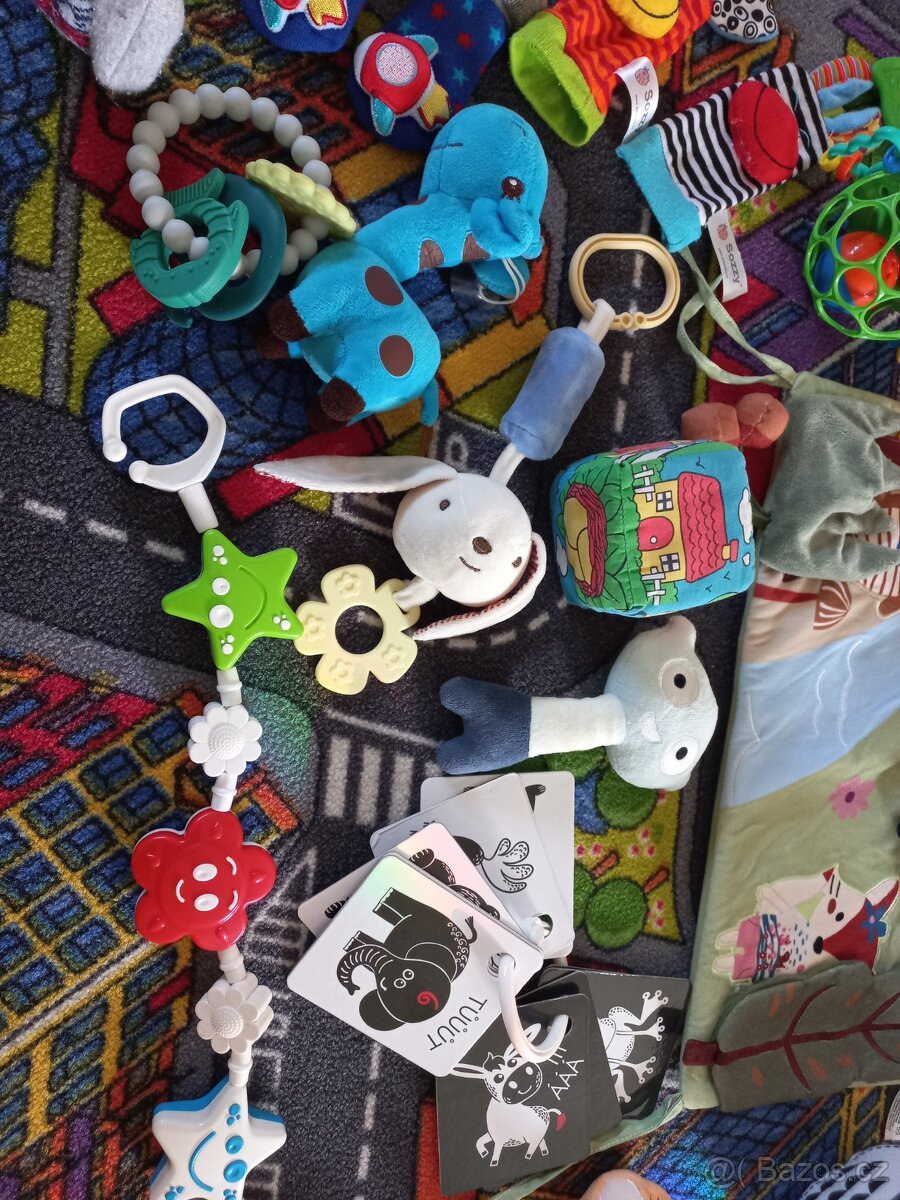 Sada hraček pro miminko - 9