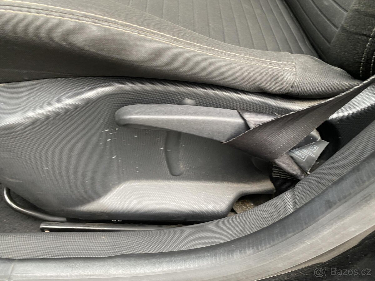 Renault Clio 0.9 TCe , 66 kW benzín, 2014 - 9