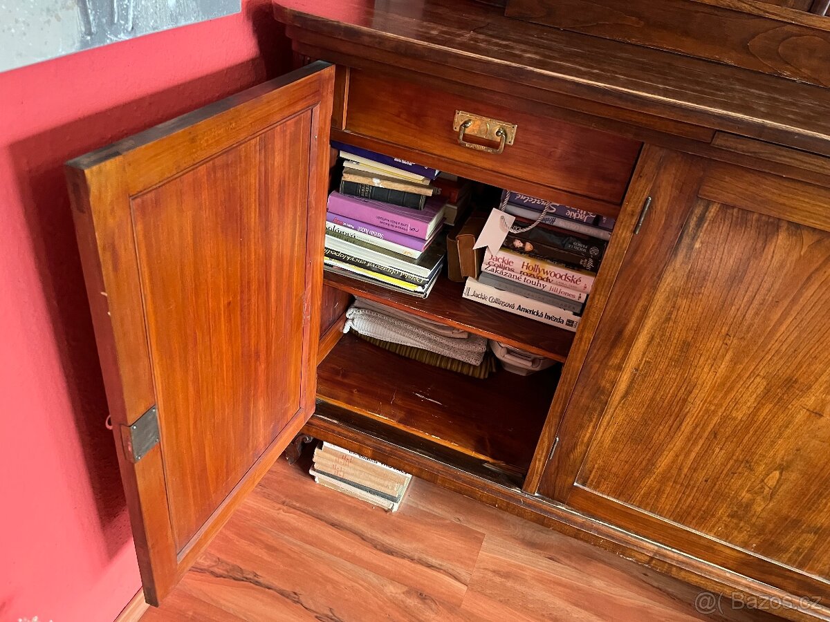 Starožitný nábytek, příborník/kredenc - 9