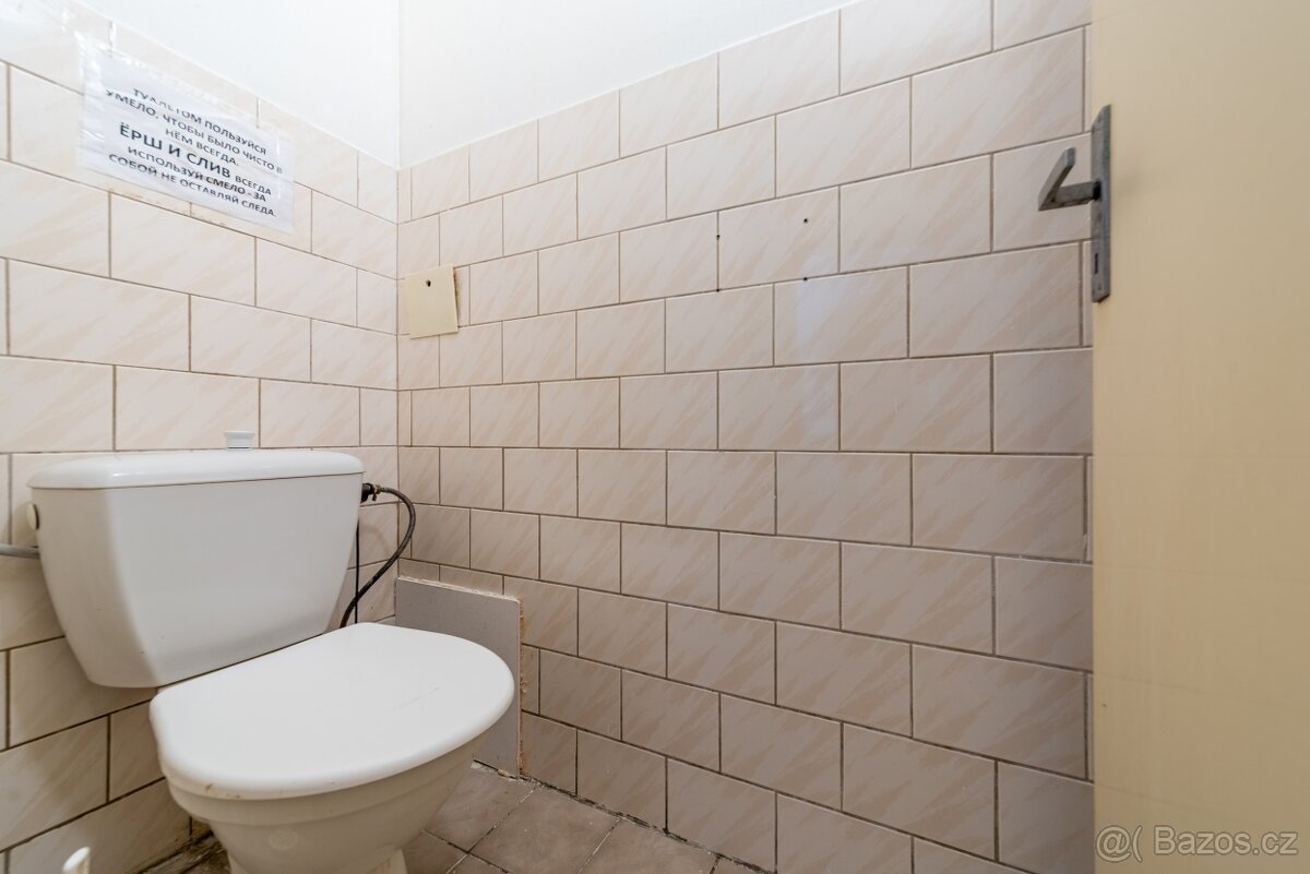 Pronájem — pokoj pro pár v Žižkově - 9