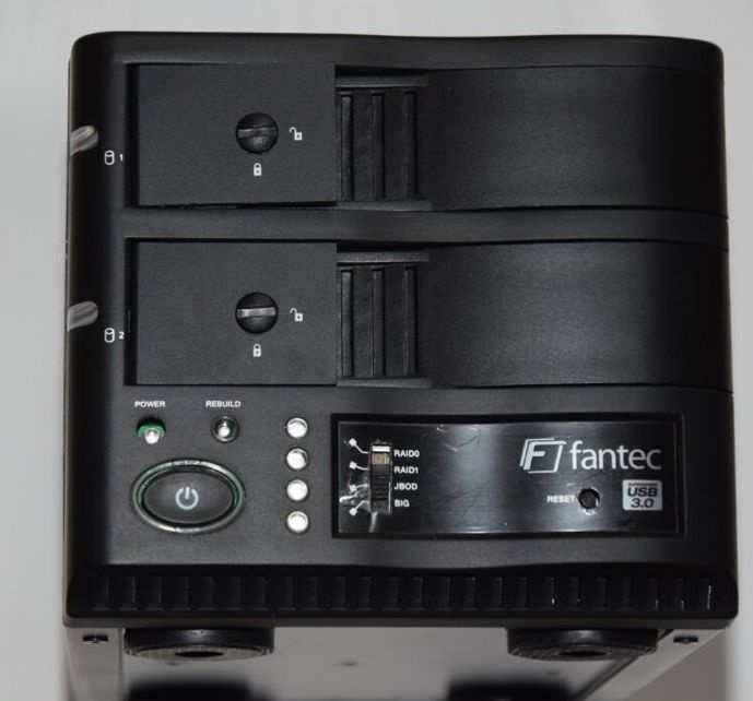 HDD externí box pro 2x 3,5´ SATA přes USB 3,0 - 9