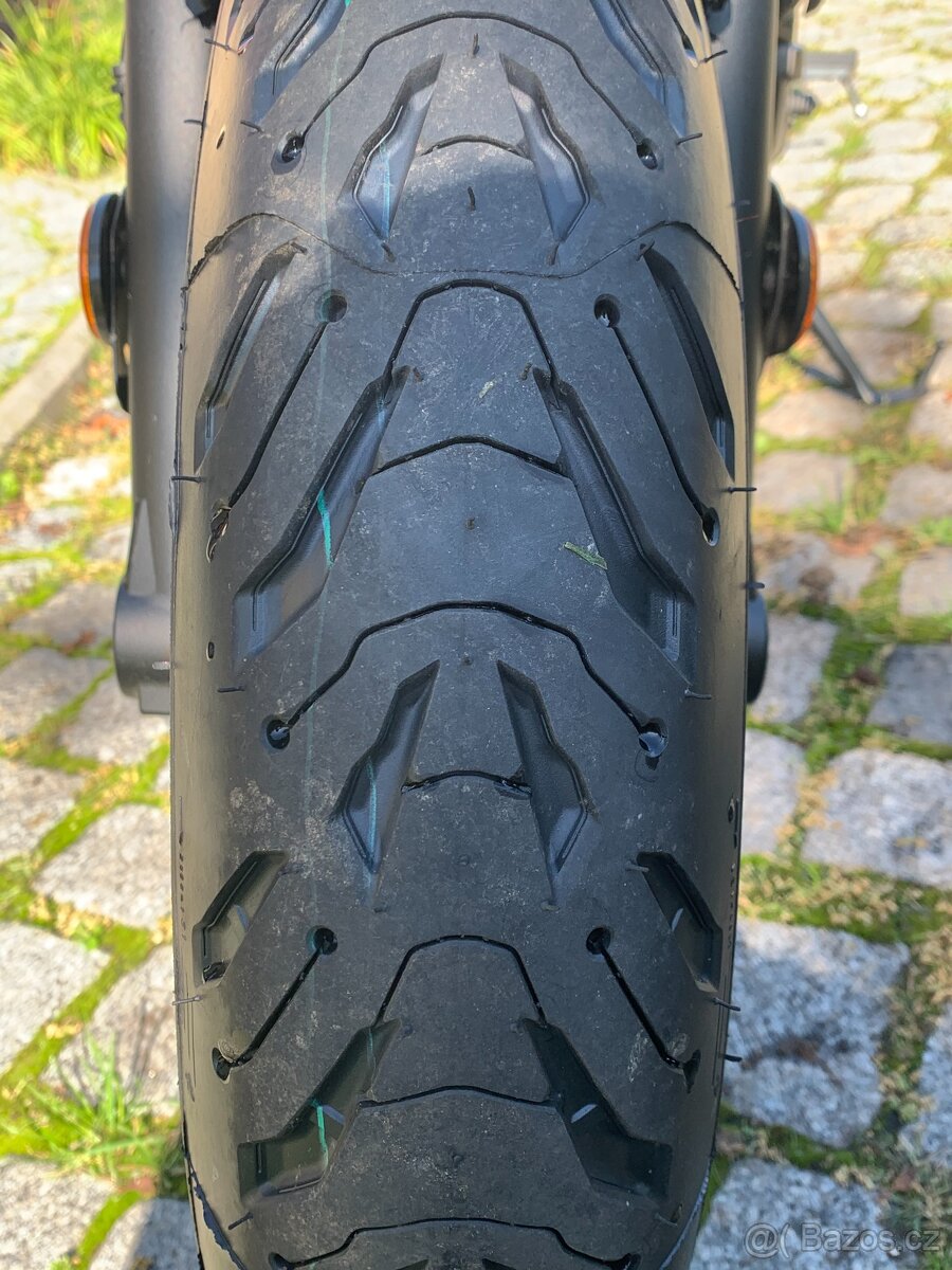 Yamaha XSR 700 (2022) - 9