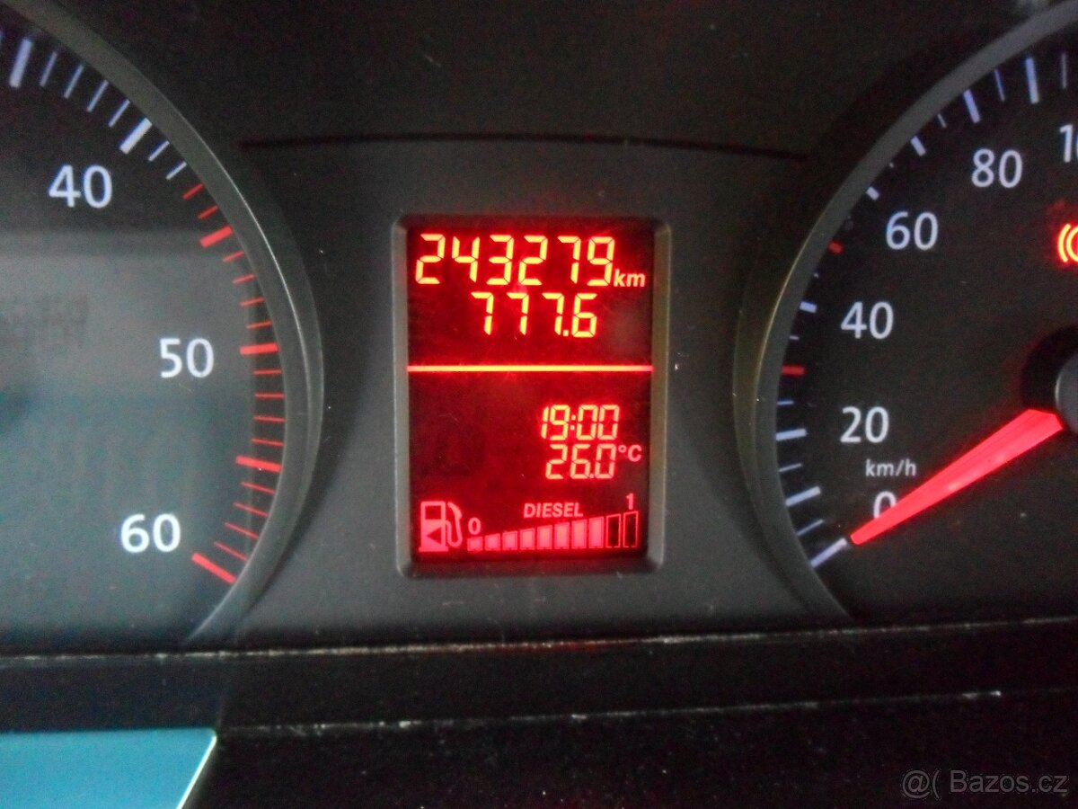 VW CRAFTER 2,5TDi,Kup.CZ, 1MAJ. - 9